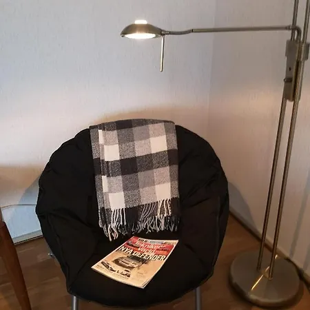 Lisa - Apartment In Naerpes Centre - 24H Check In